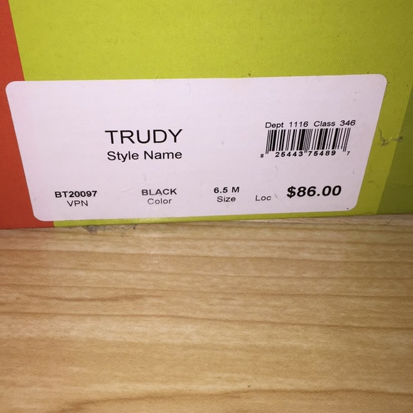 Baretraps calf boots -Trudy style name - Picture 4 of 4